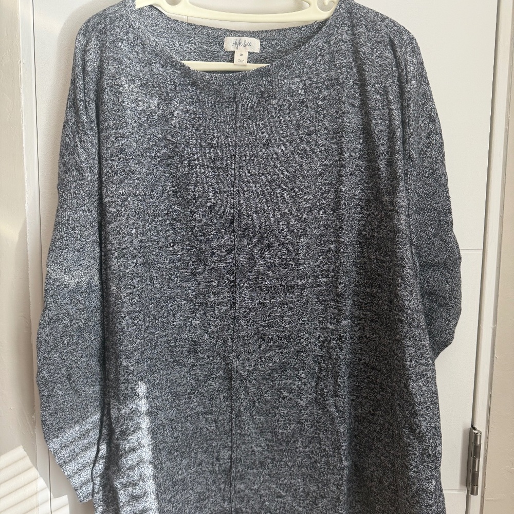 PLUS SIZE (3X)_Style & Co. Sweater Tunic (Black & White)